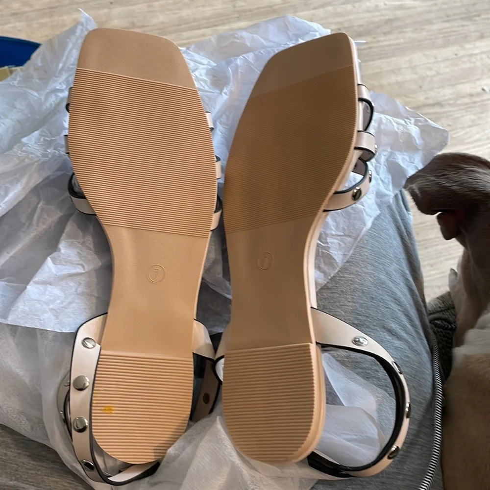 New Sandals - Picture 3 of 6